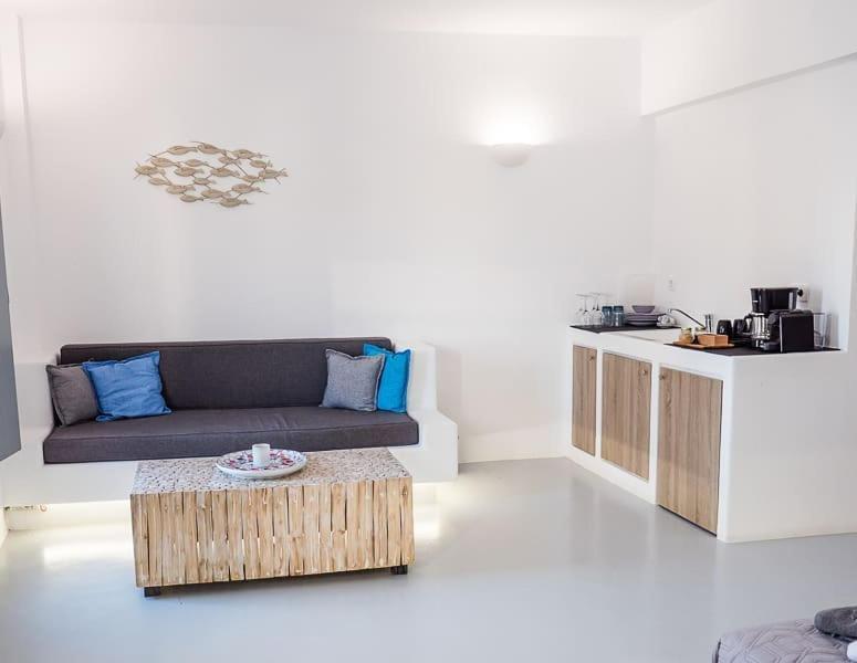 Majestic Sky Luxury Suites Megalochori  Exterior foto