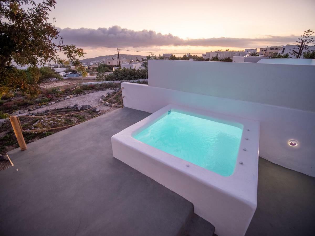 Majestic Sky Luxury Suites Megalochori  Exterior foto